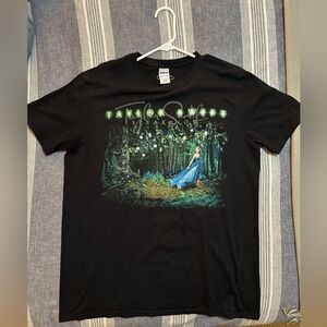 Taylor Swift 2011-12 Speak Now concert T-shirt size large